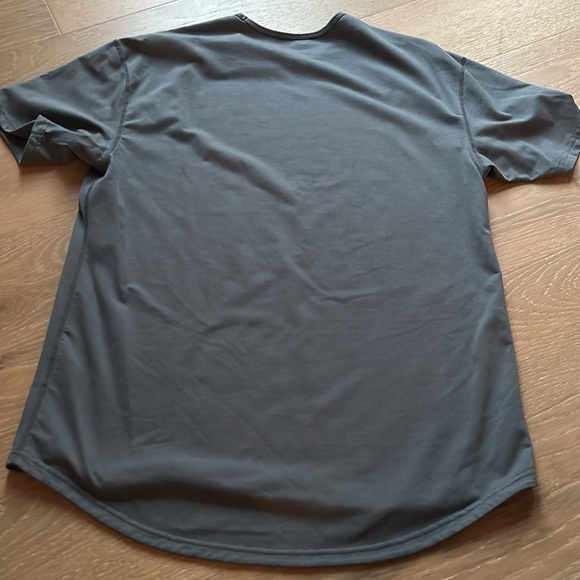 BYLT Basics Tee Grey - Picture 2 of 2